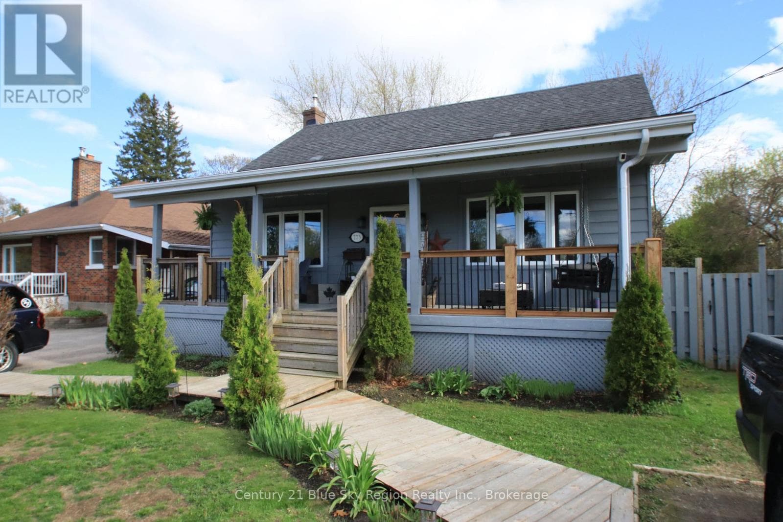 773 SCOLLARD STREET in