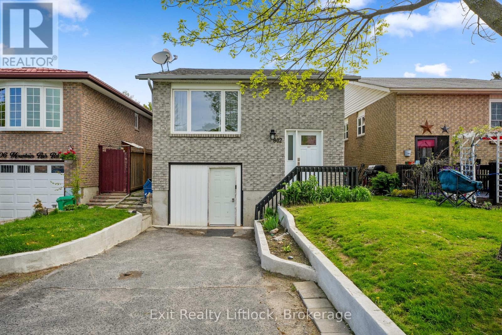 802 MOUNTAIN ASH ROAD in South West