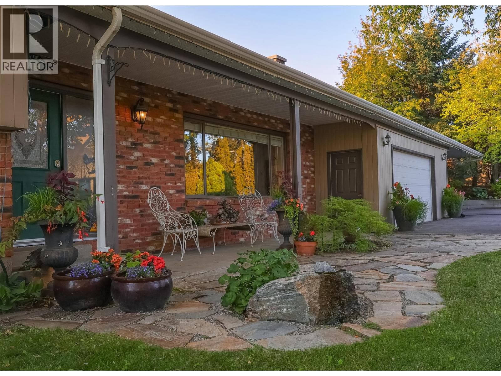 2351 GALLAGHER ROAD in Belgo - Black Mountain