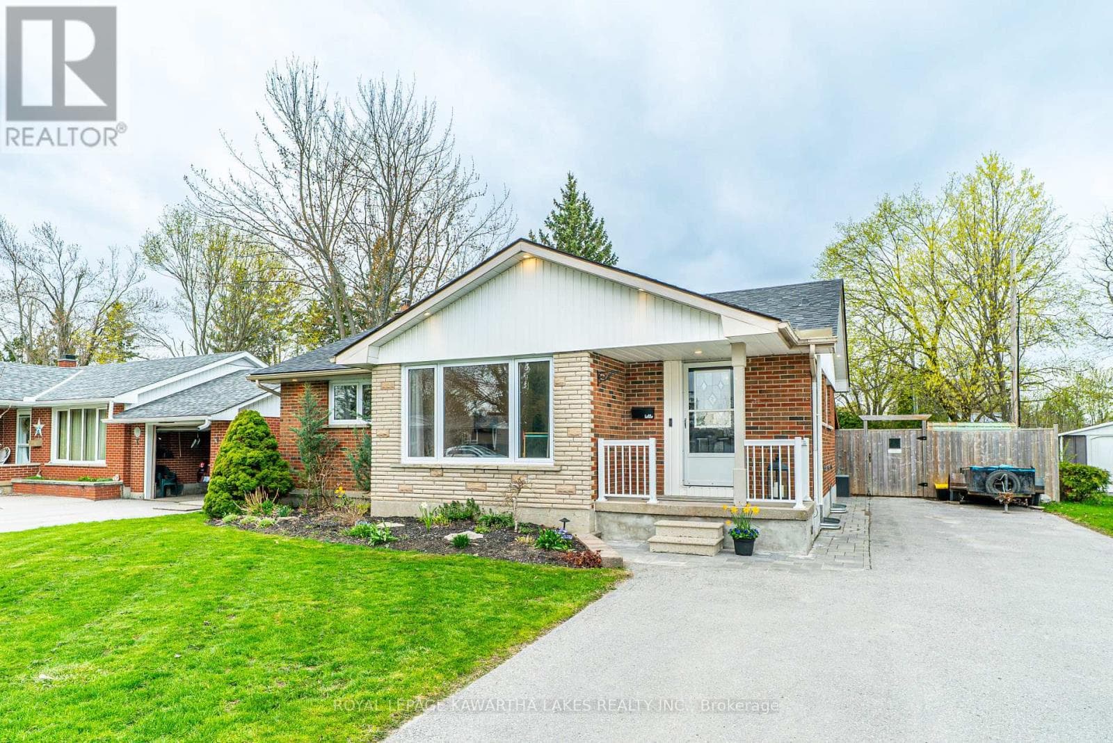 116 SANDERLING CRESCENT in Lindsay