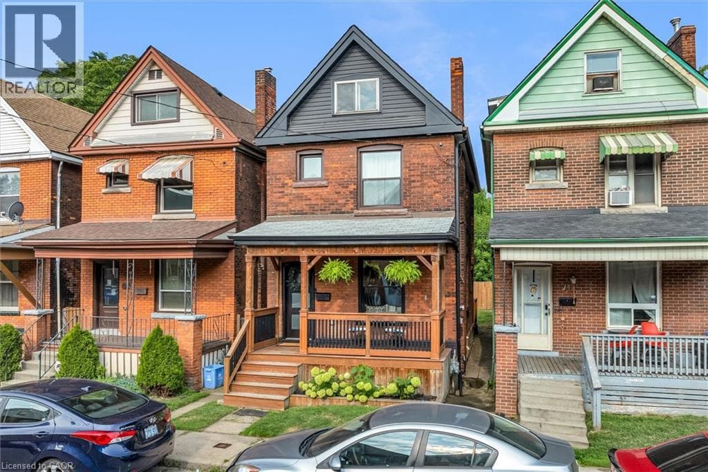 39 FAIRLEIGH AVENUE NORTH in Gibson