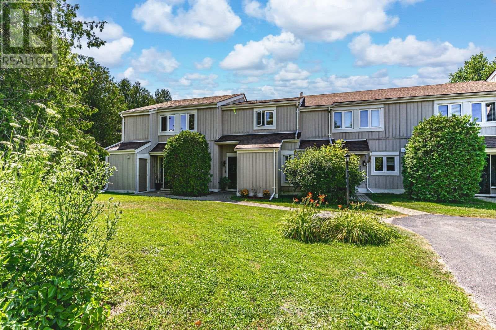 547 OXBOW CRESCENT in
