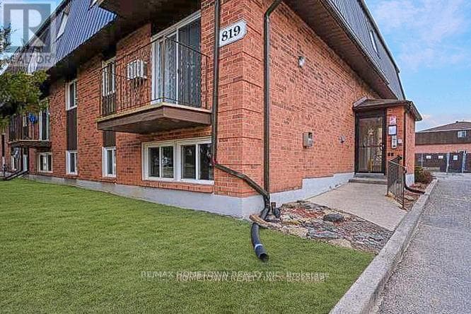6 - 819 MACODRUM DRIVE in