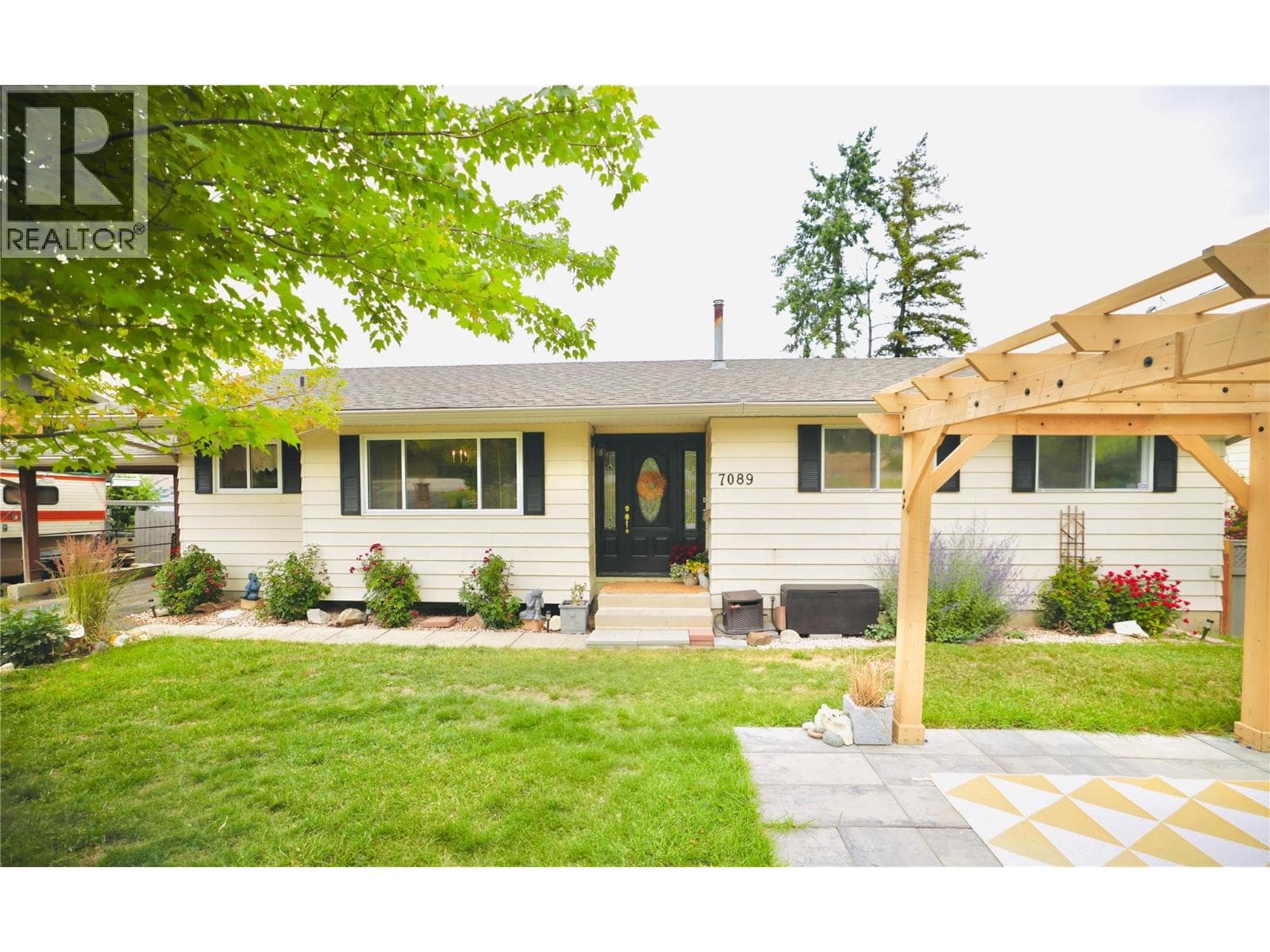 7089 LONGACRE DRIVE in