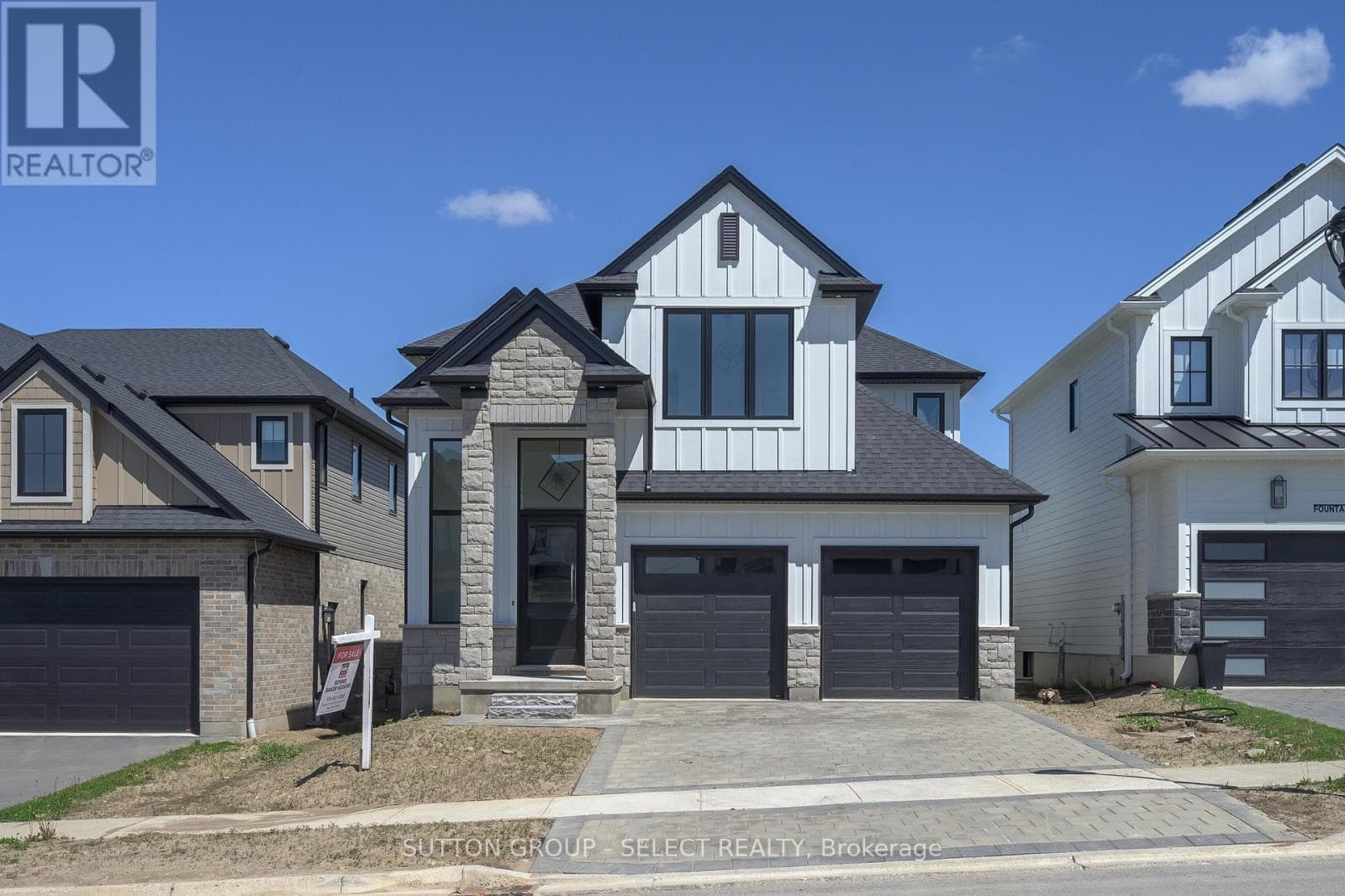 1898 FOUNTAIN GRASS DRIVE in River Bend