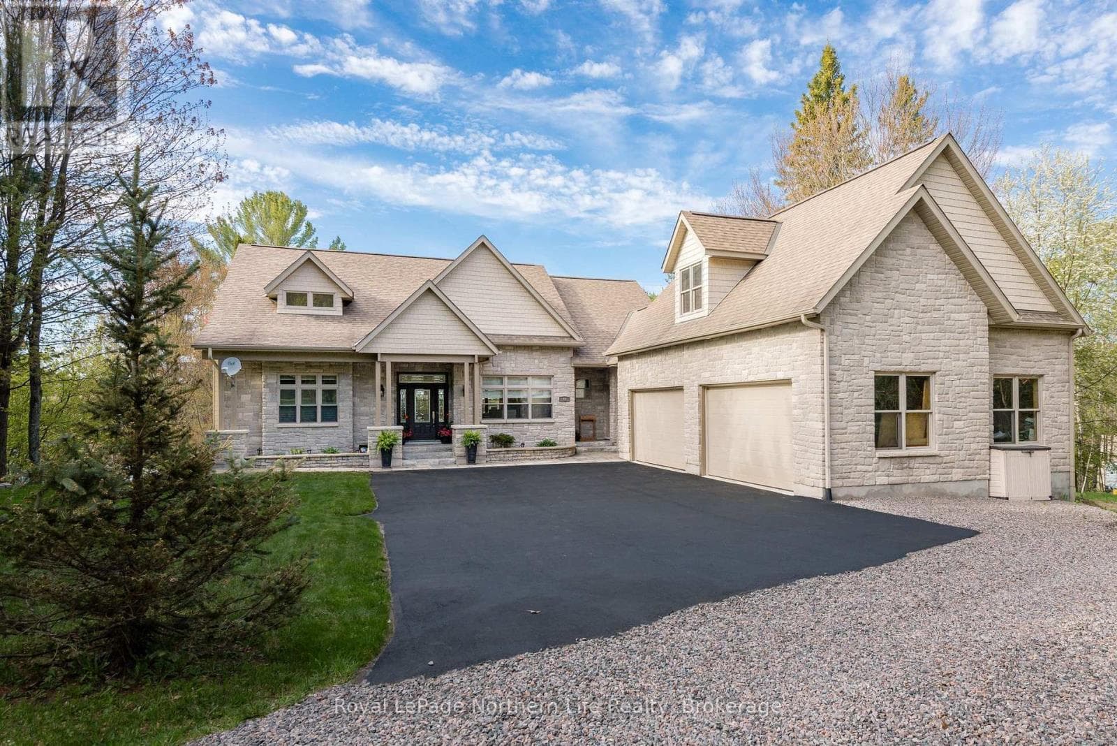 40 PARGETER DRIVE in