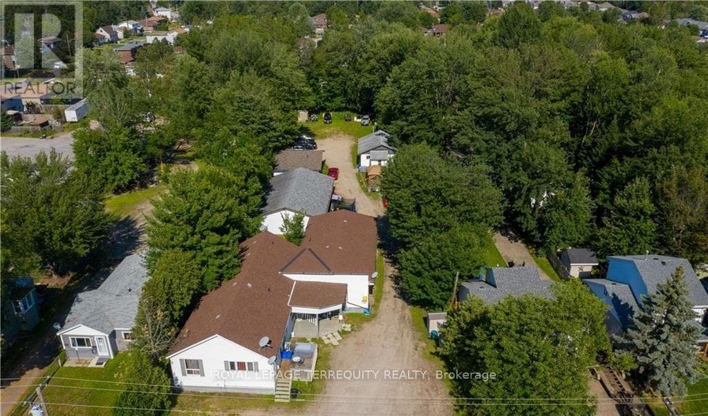 550 LAKESHORE DRIVE in