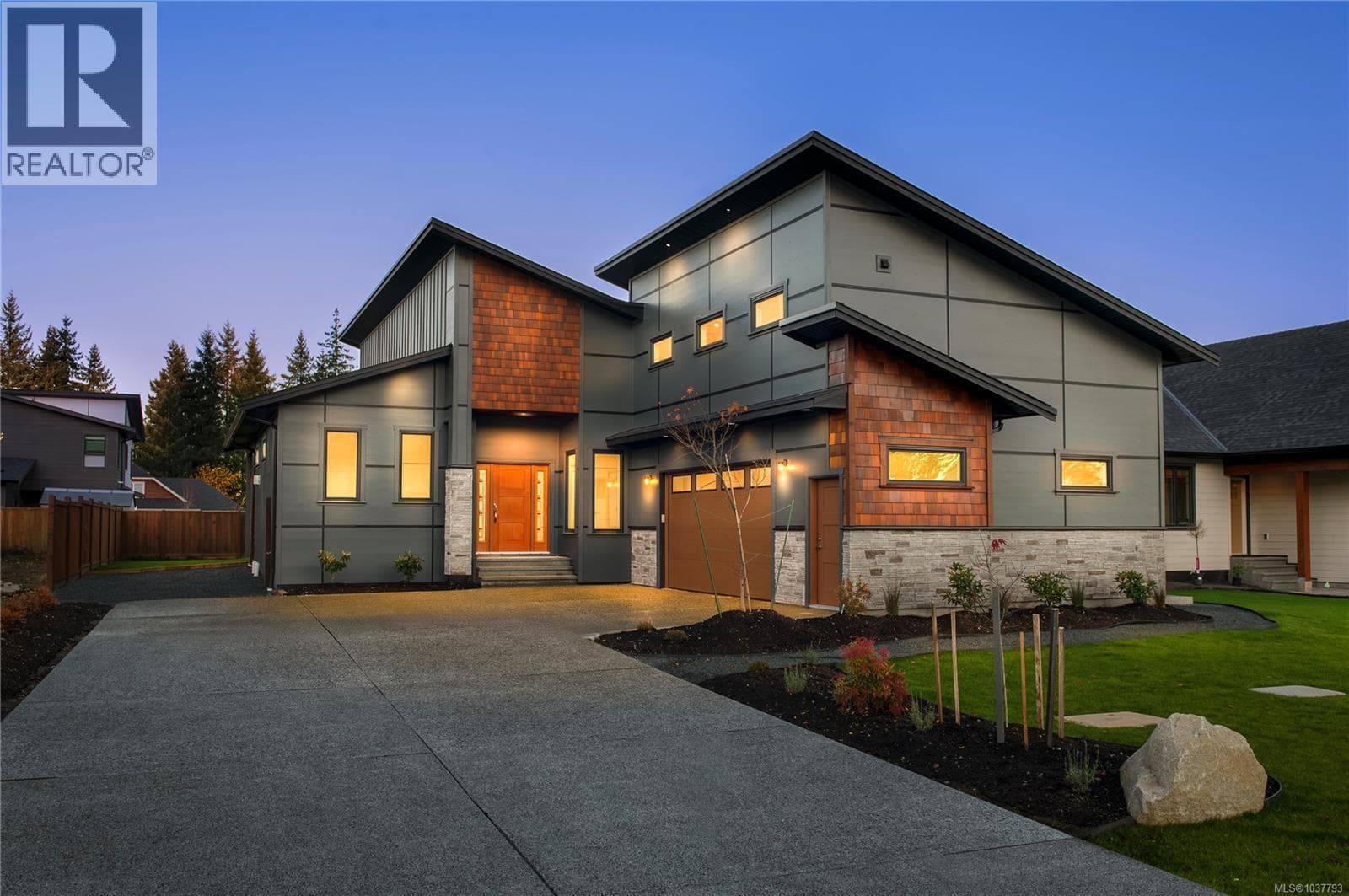 778 Sitka St in