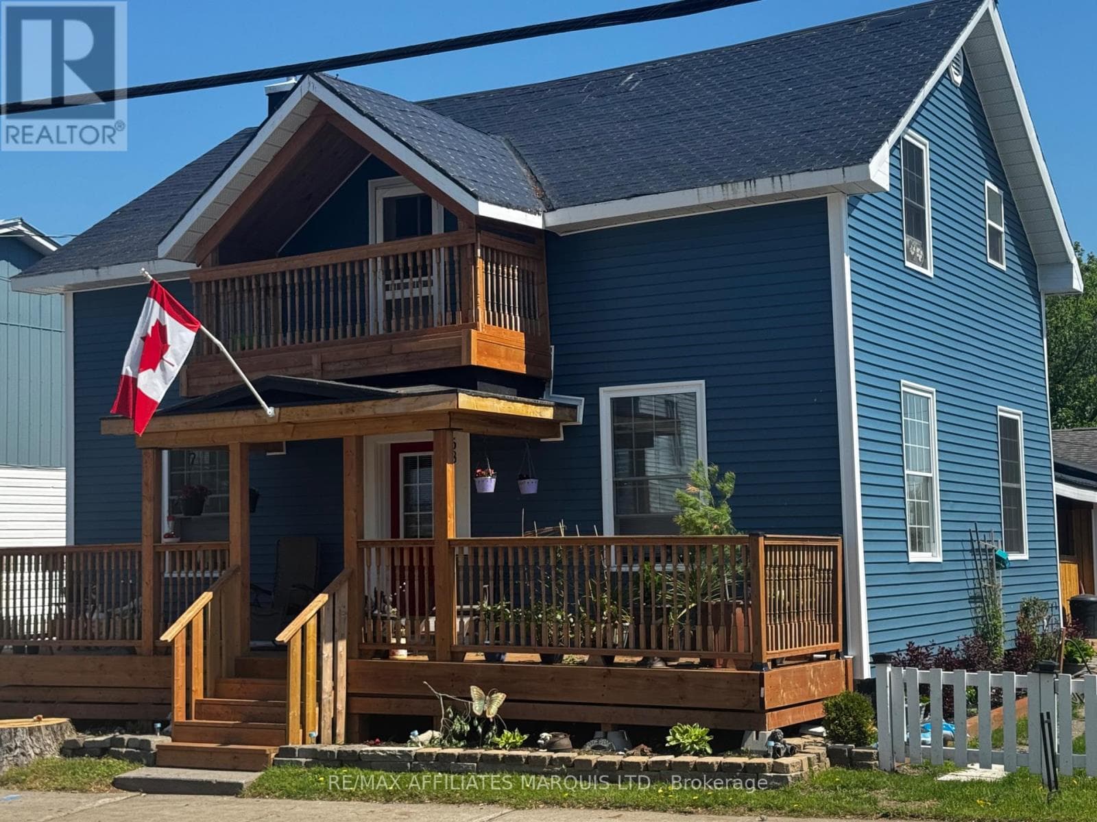 58 KENYON STREET W in