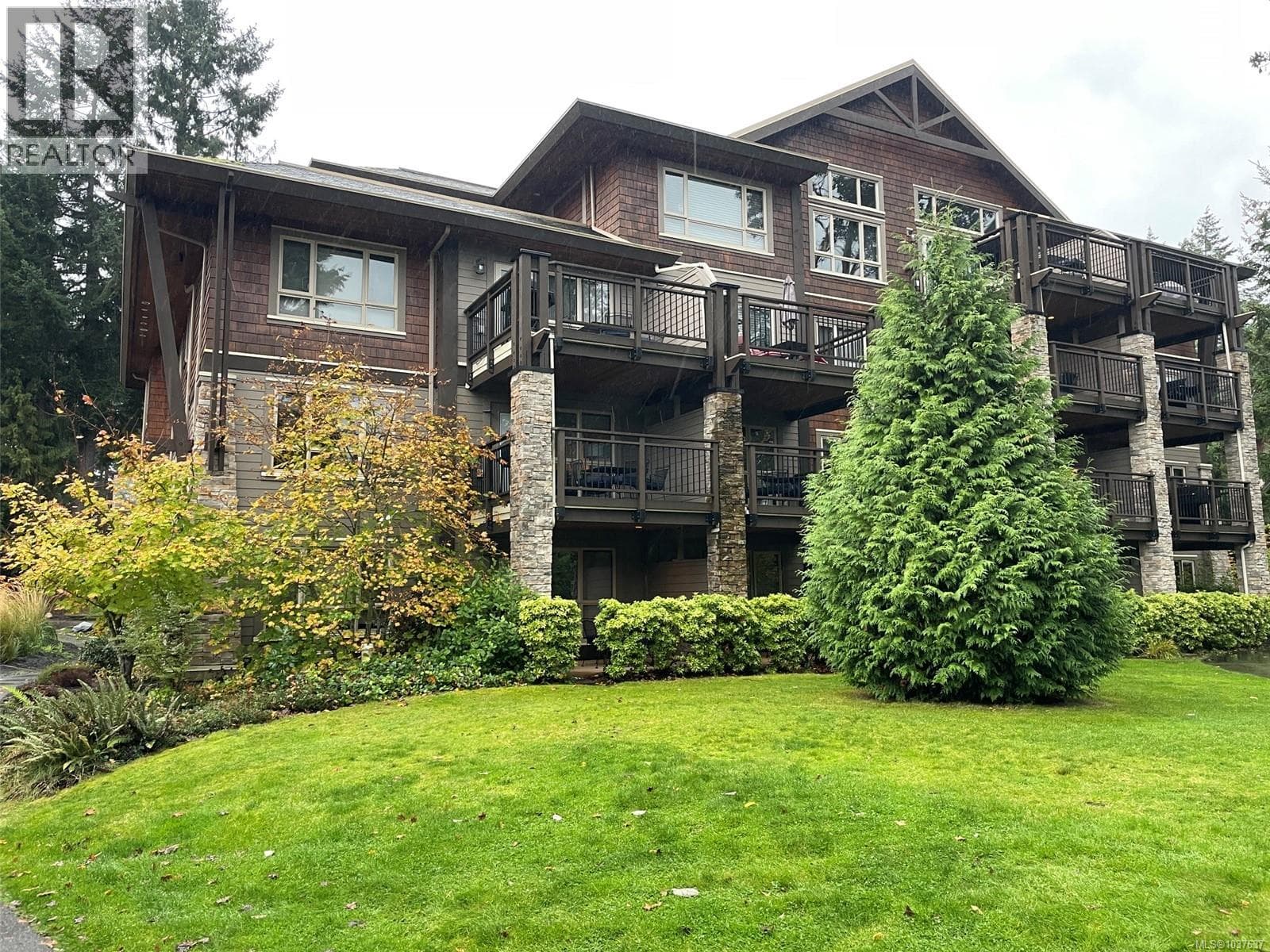 234 1175 Resort Dr in