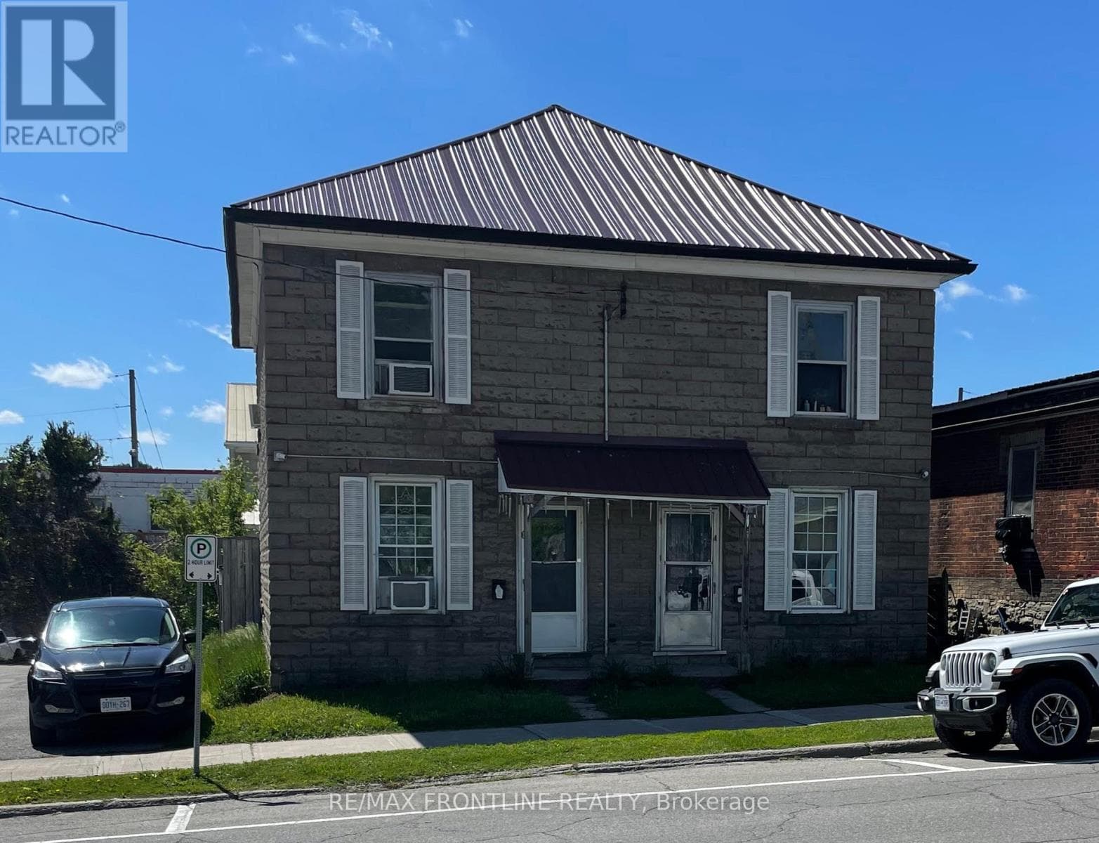 4-6 MARKET STREET S in