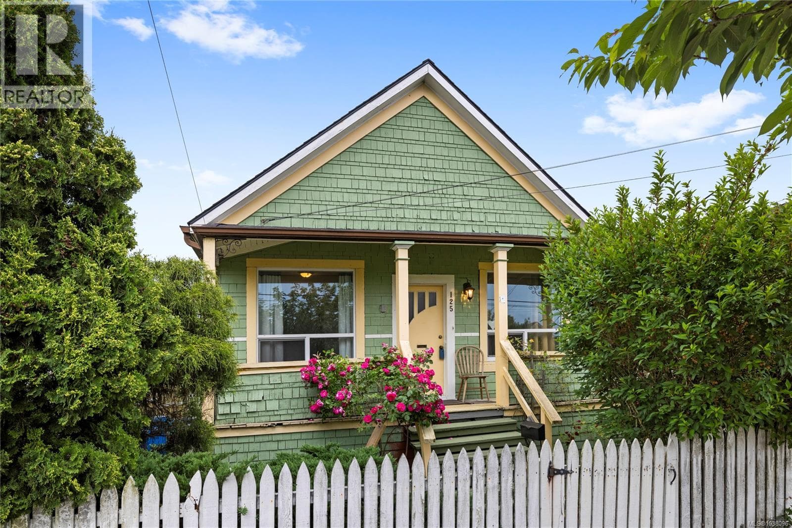 125 VICTORIA ROAD in