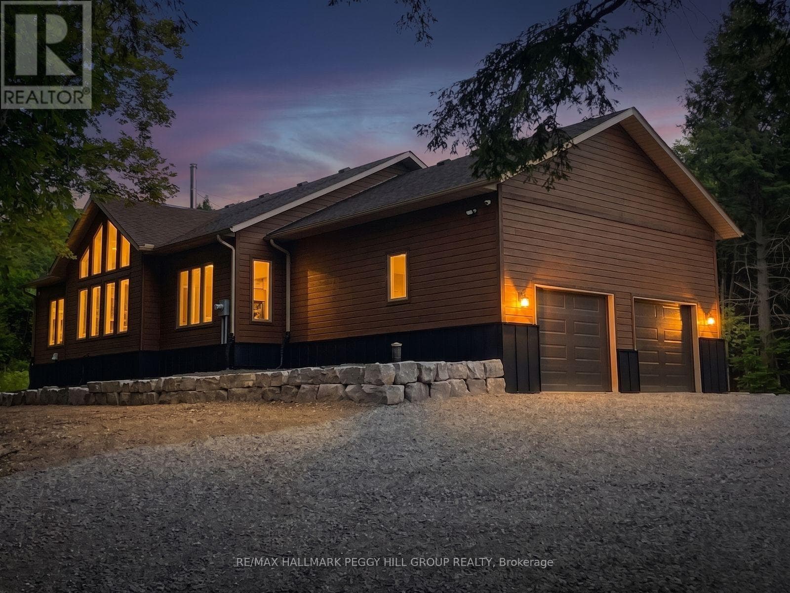 4571 ASPDIN ROAD in