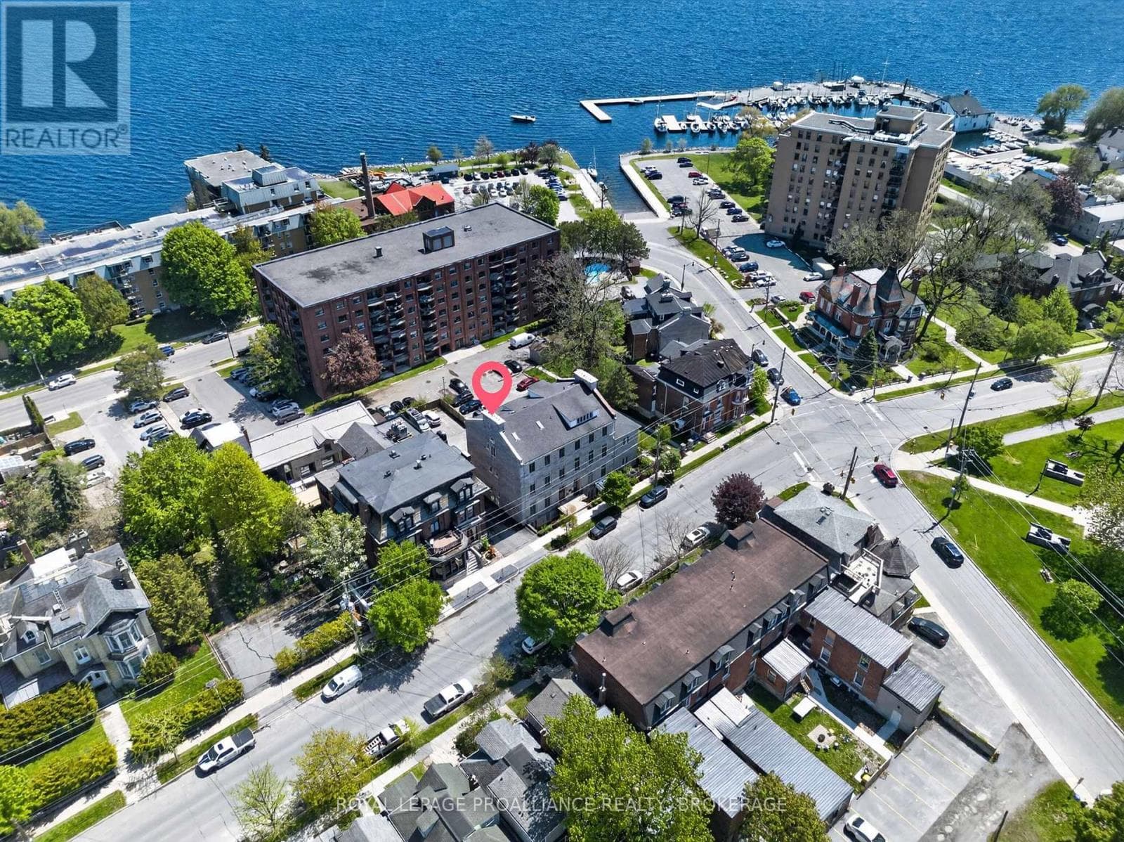 2 - 133 KING STREET E in Sydenham