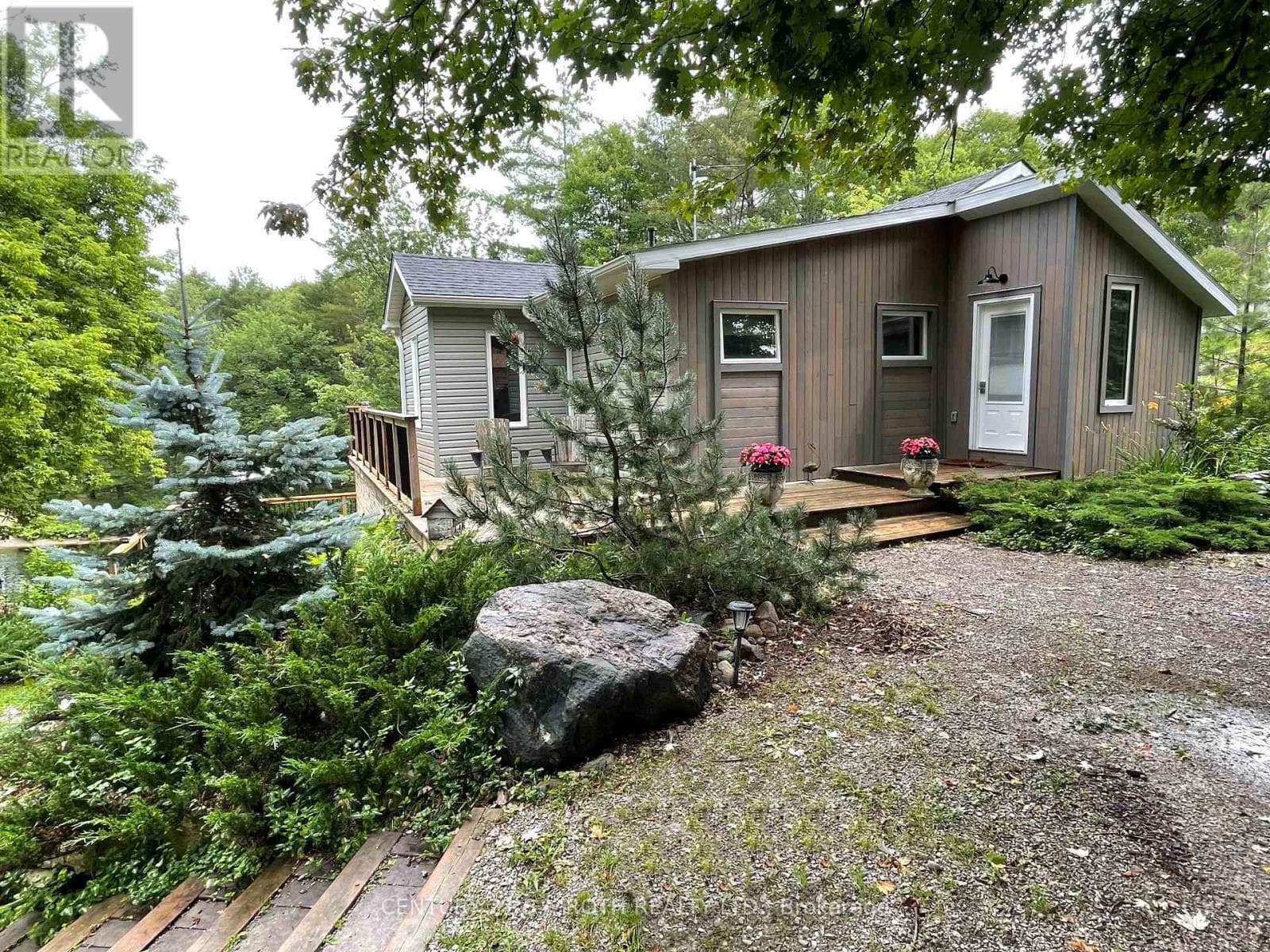 8101 KINGS RIVER ROAD in