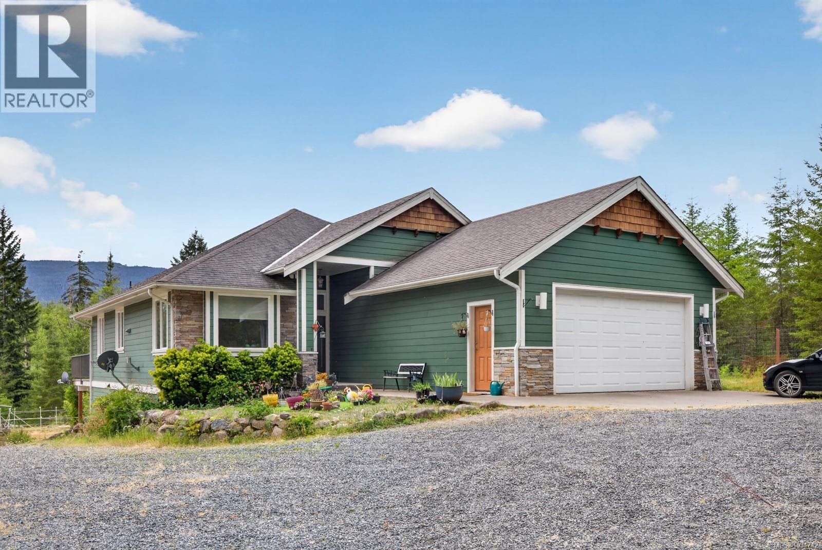 5160 Cowichan Lake Rd in