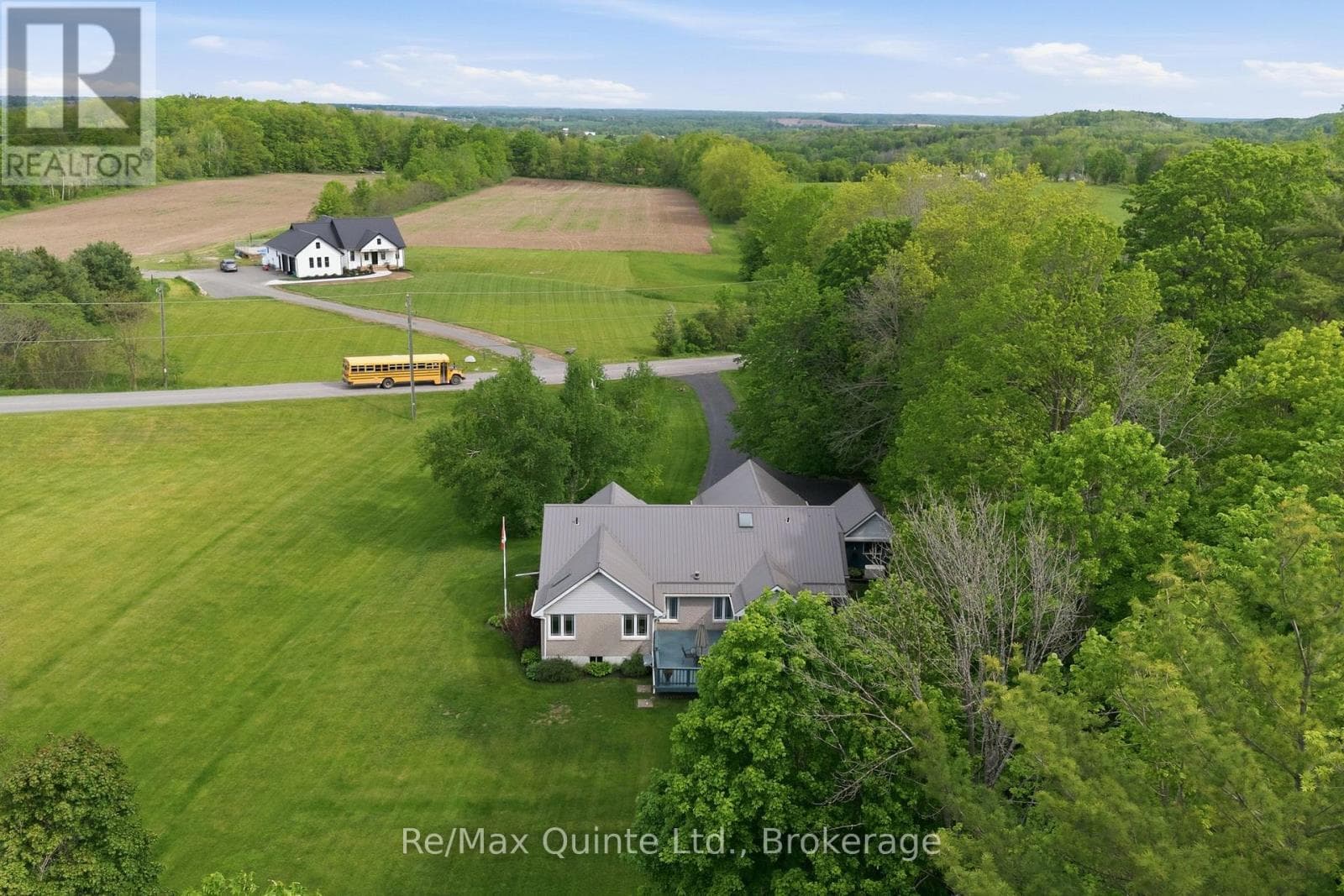302 CLEARVIEW ROAD in