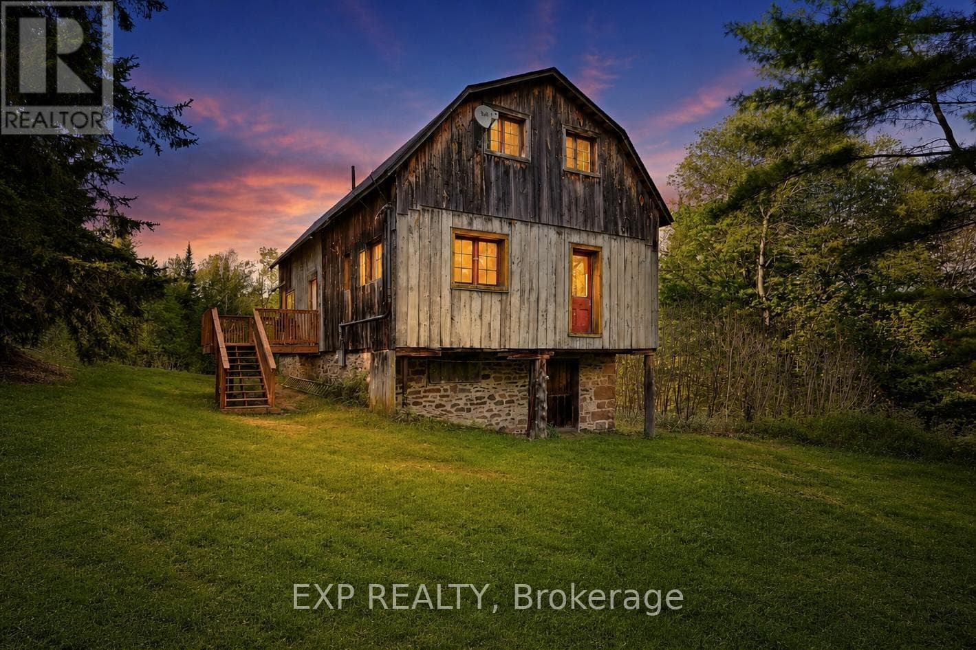 1057 MACDUFF ROAD in