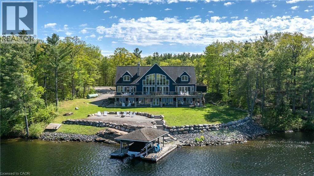 1521 EMILY Lane in