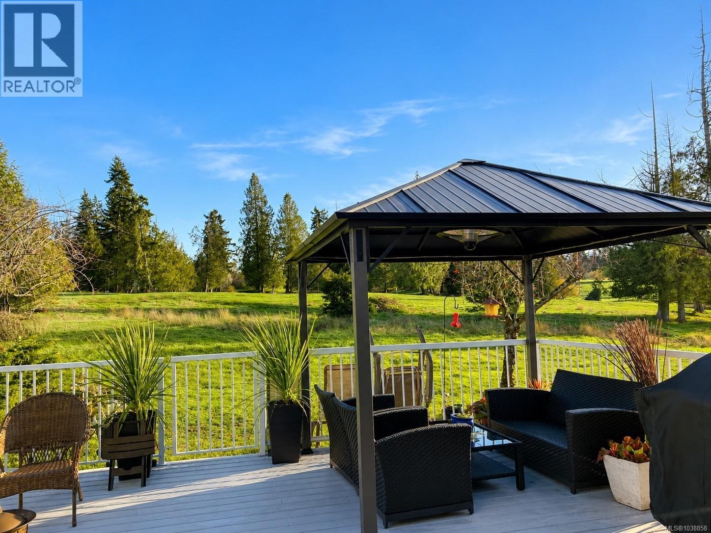 3718 ARBUTUS DRIVE NORTH in