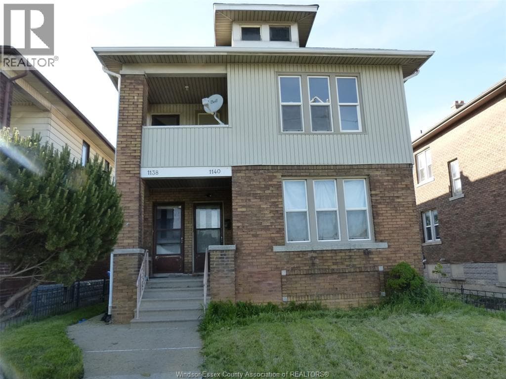 1140 GILES BOULEVARD East in Walkerville