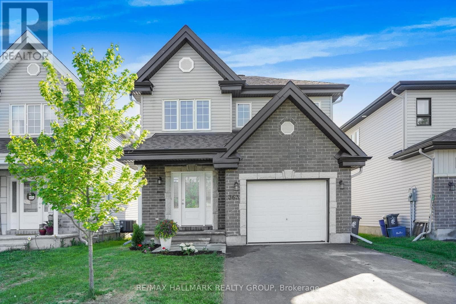 363 TRILLIUM CIRCLE in