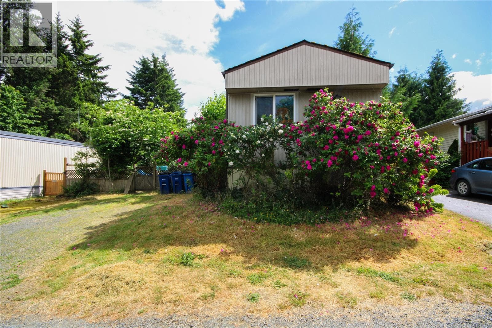 71 971 Douglas Ave in Five Acres