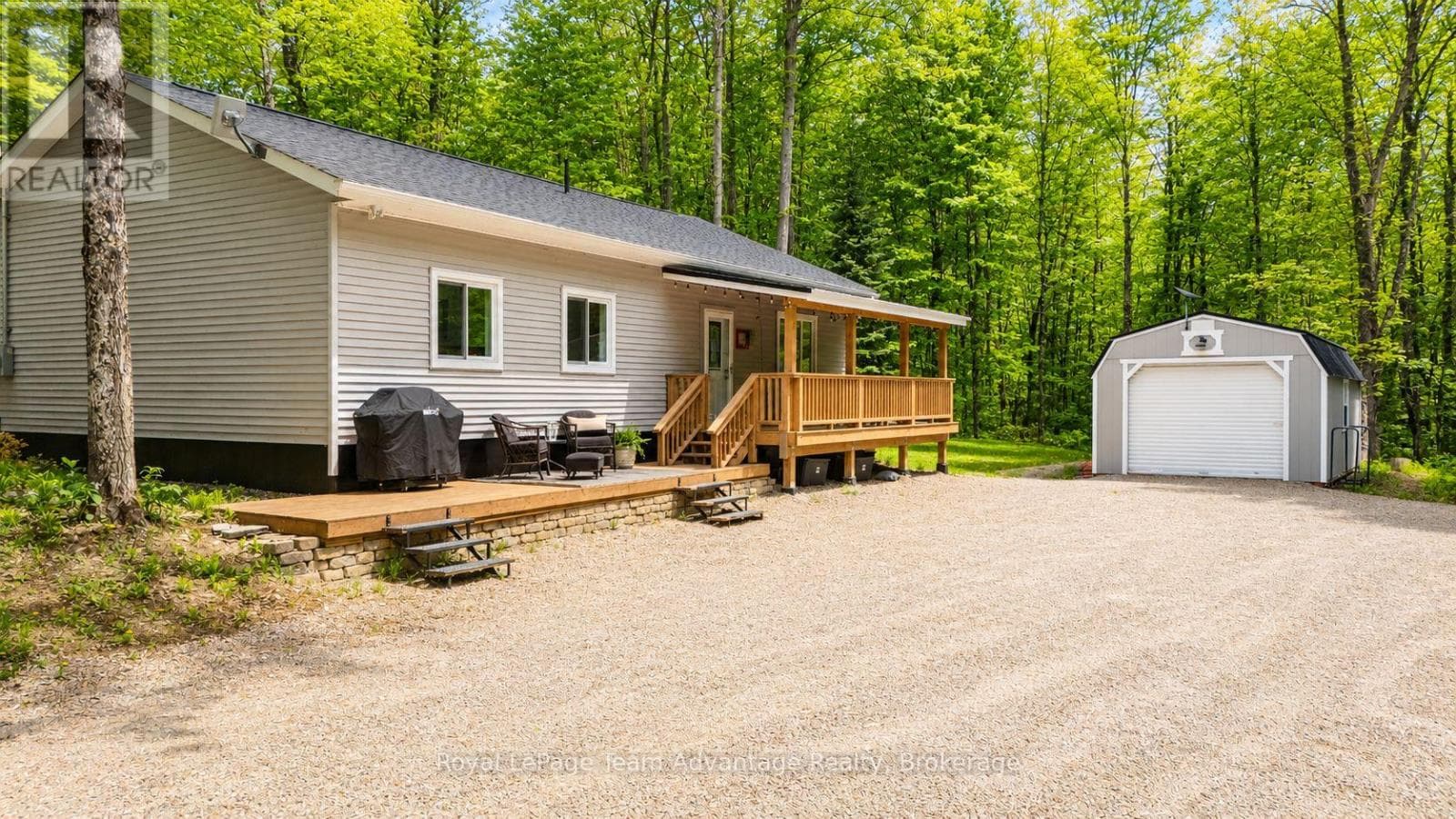 264 ALMAGUIN DRIVE in