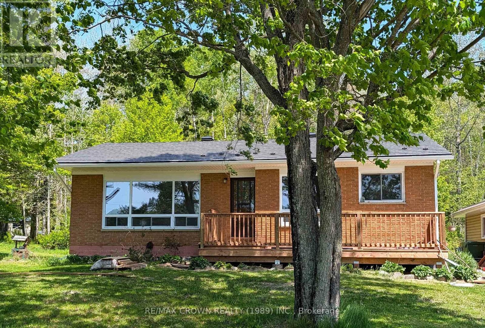 926 CORBEIL ROAD in