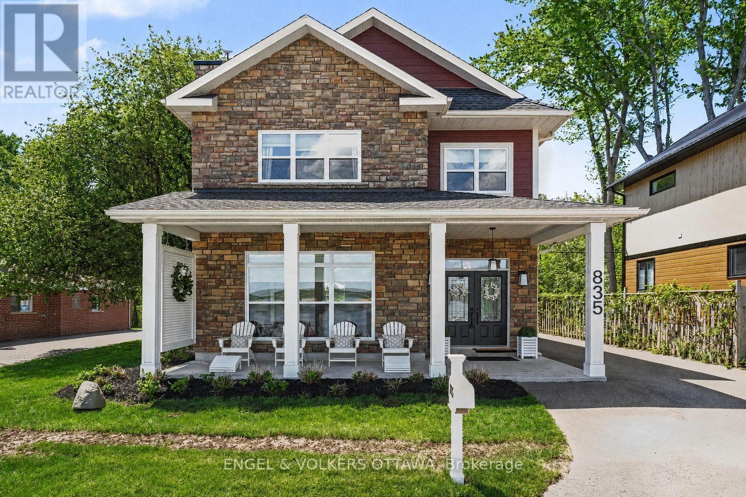835 ARCHIBALD STREET in