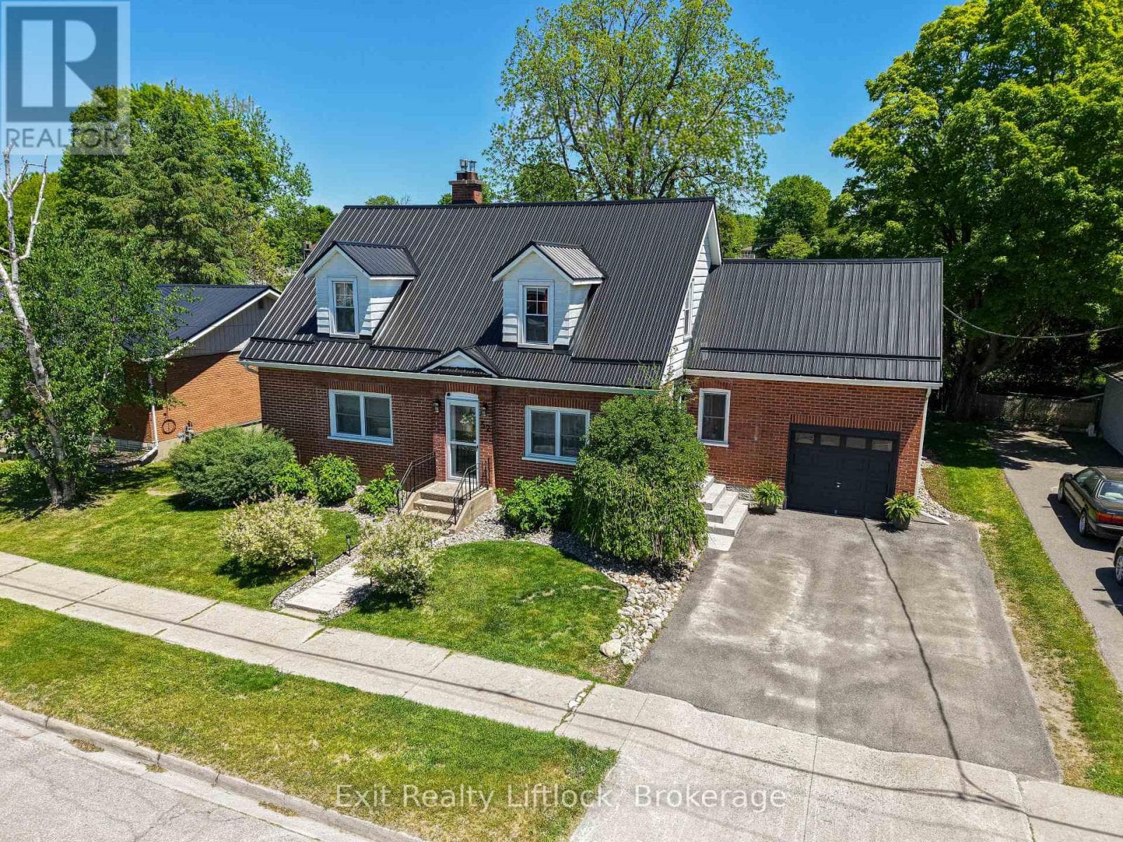 52 FORSYTH STREET in