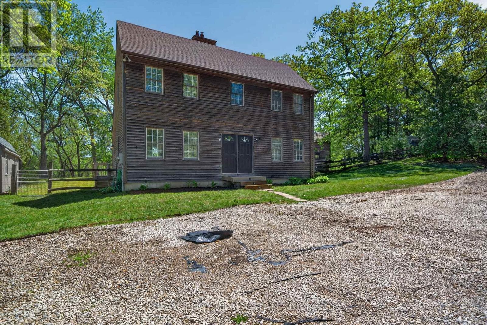 7904 KATHARINE CRESCENT in