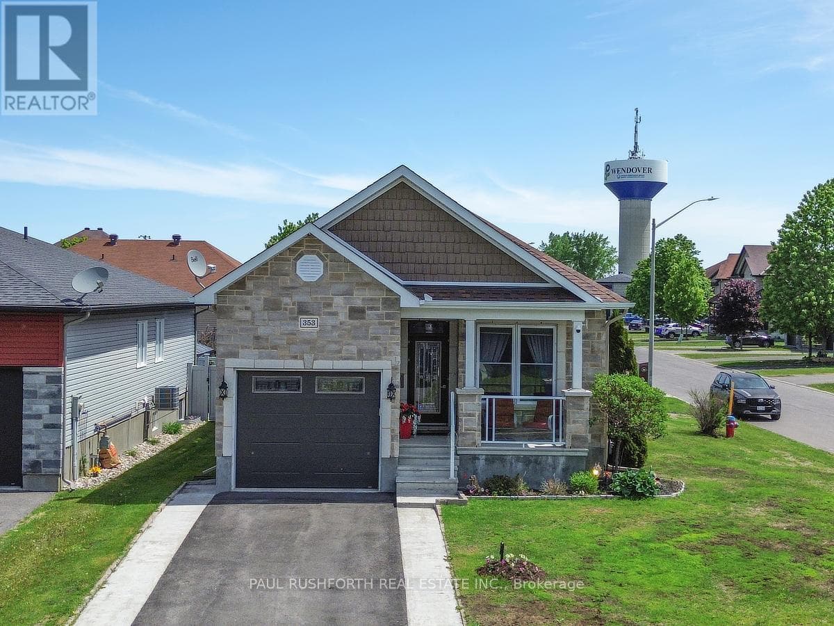 353 TRILLIUM CIRCLE in