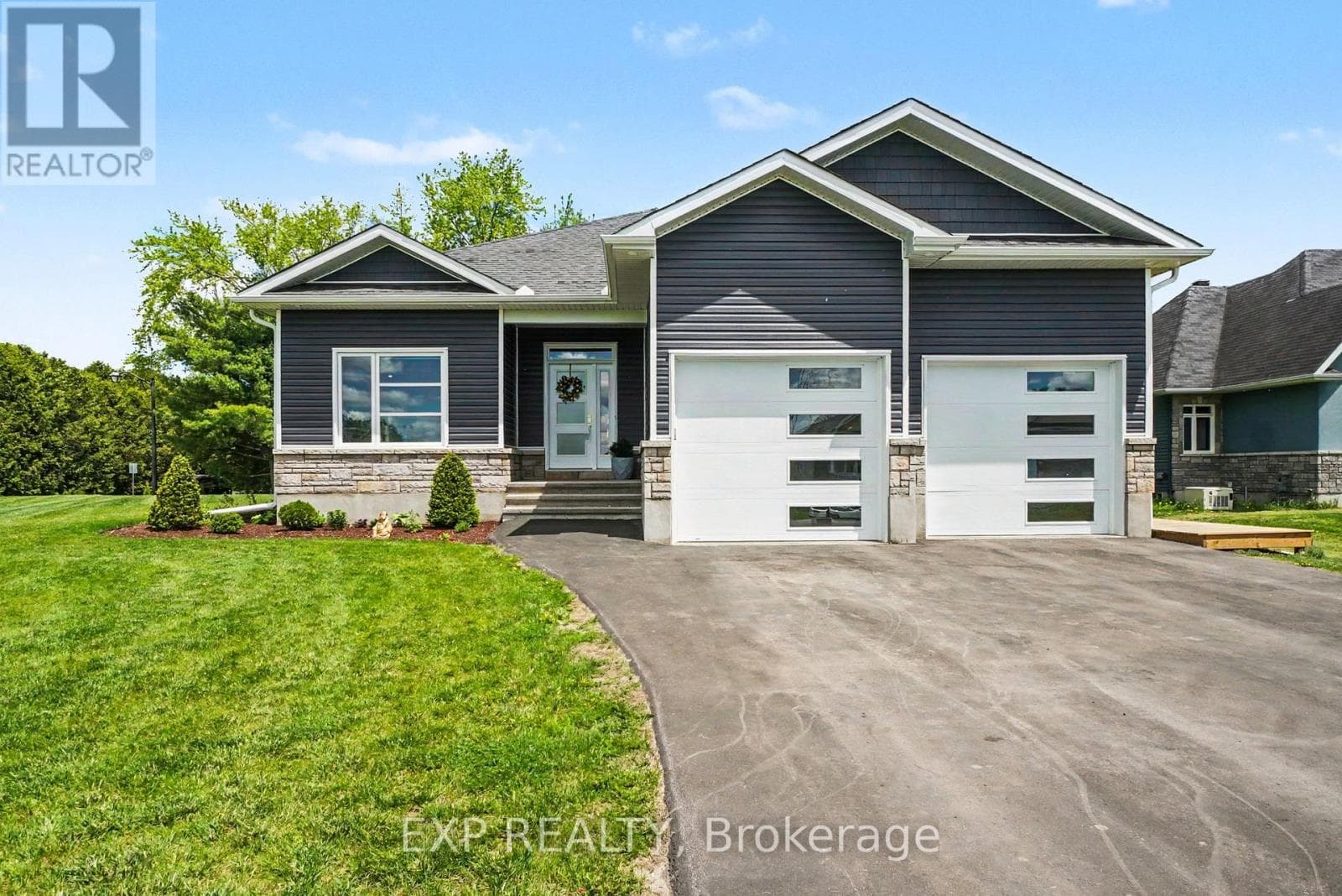 200 NELLIE STREET in