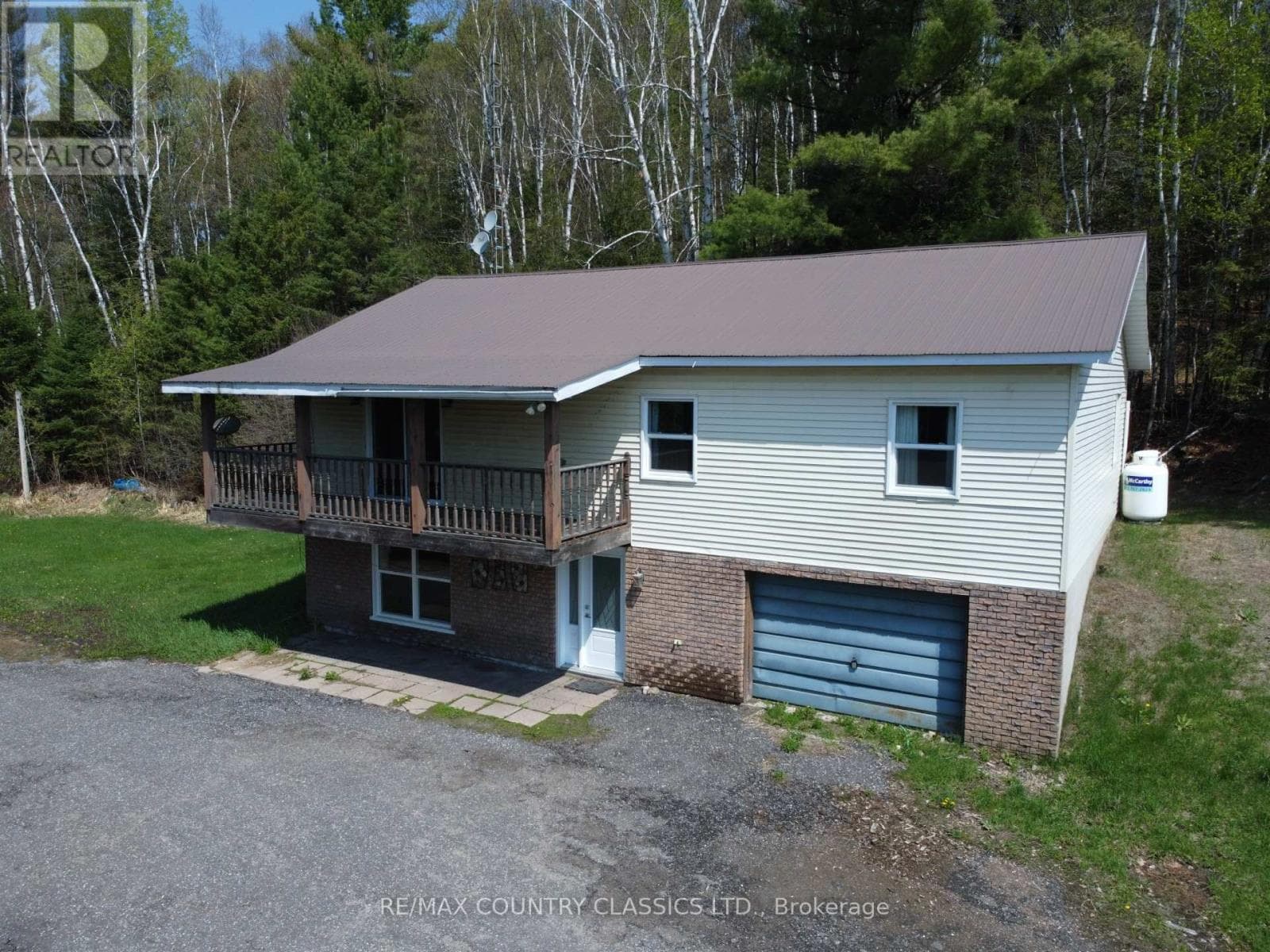 446 BIERNACKI MOUNTAIN ROAD in