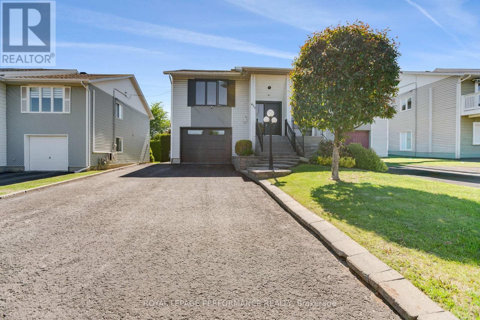 433 TUPPER STREET in
