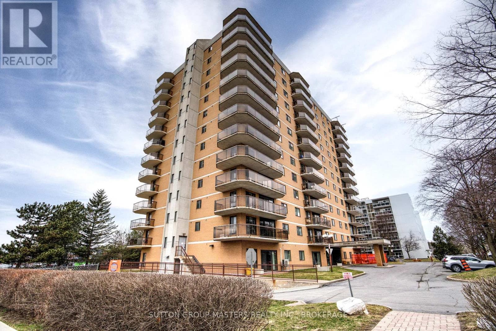1004 - 257 BATH ROAD in Hillendale