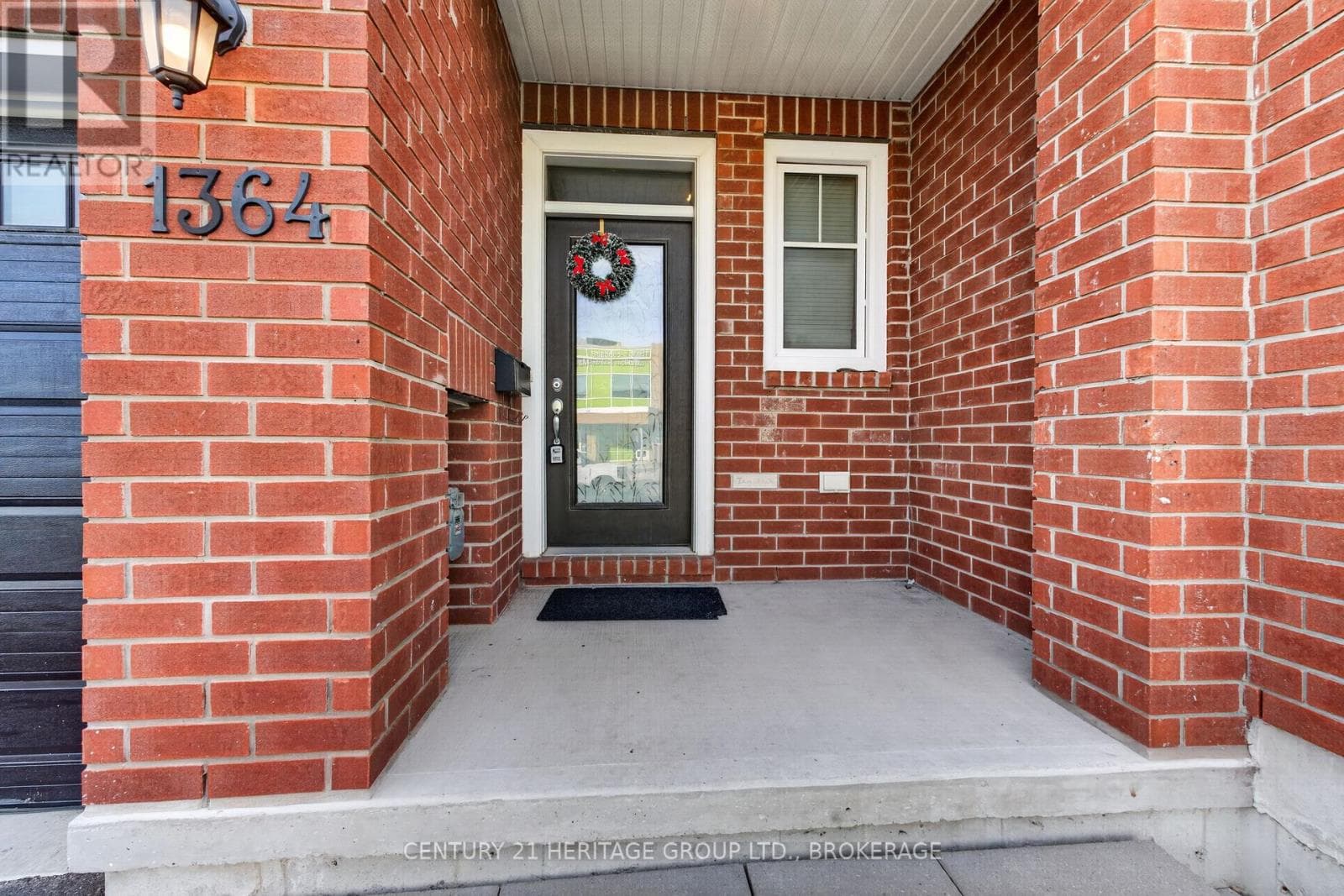 1364 DEMERS AVE in Gardiners / Meadowbrook
