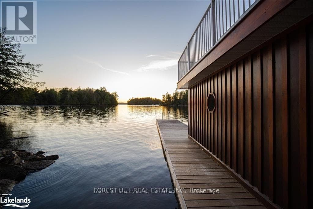 1004 OLD TOWNSHIP ROAD in