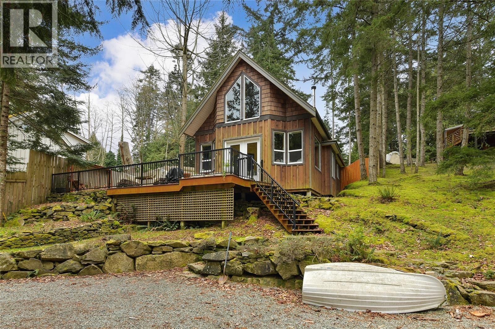 254 Mariners Way in