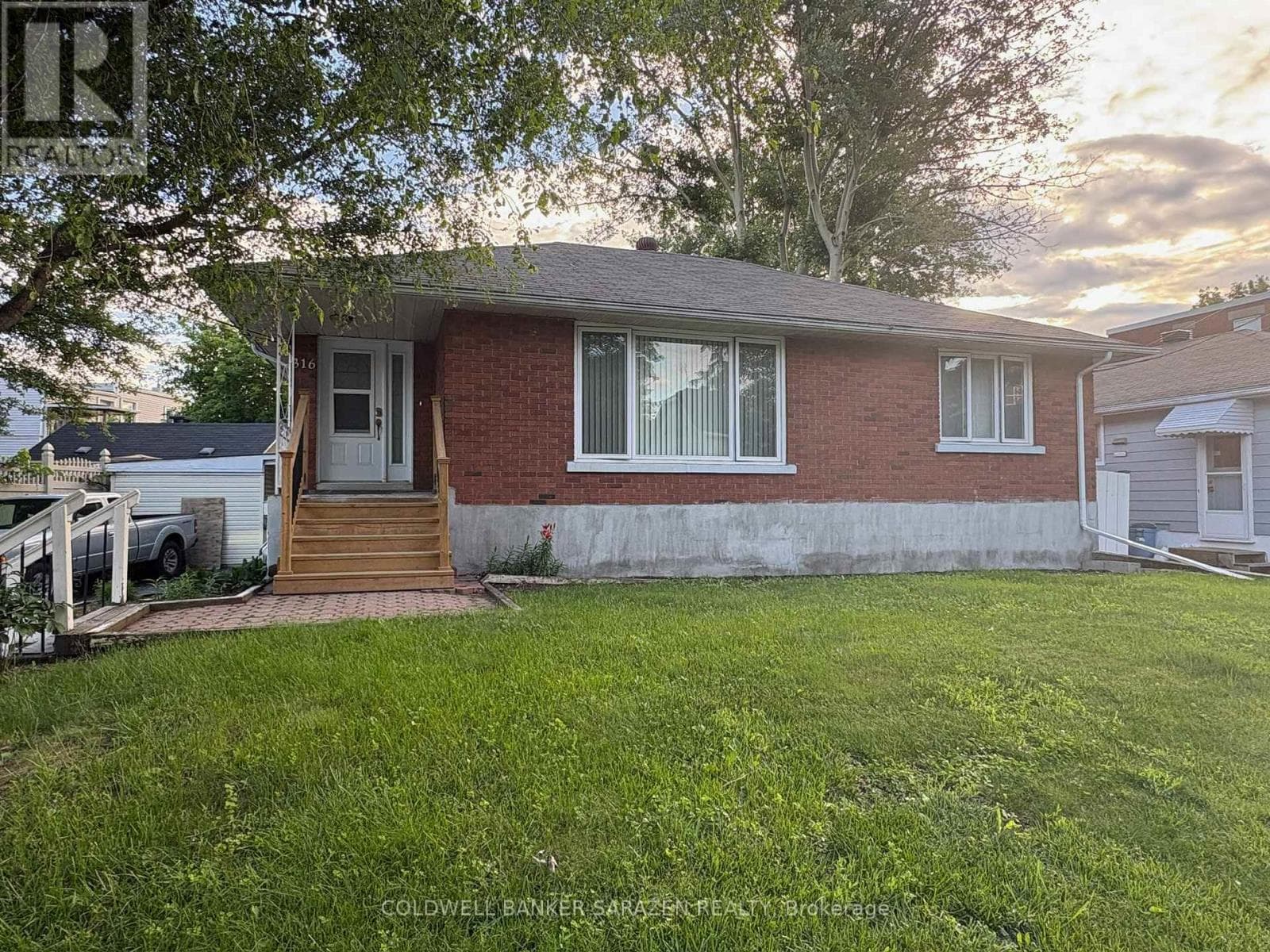 316 LAFONTAINE AVENUE in VANIER SOUTH