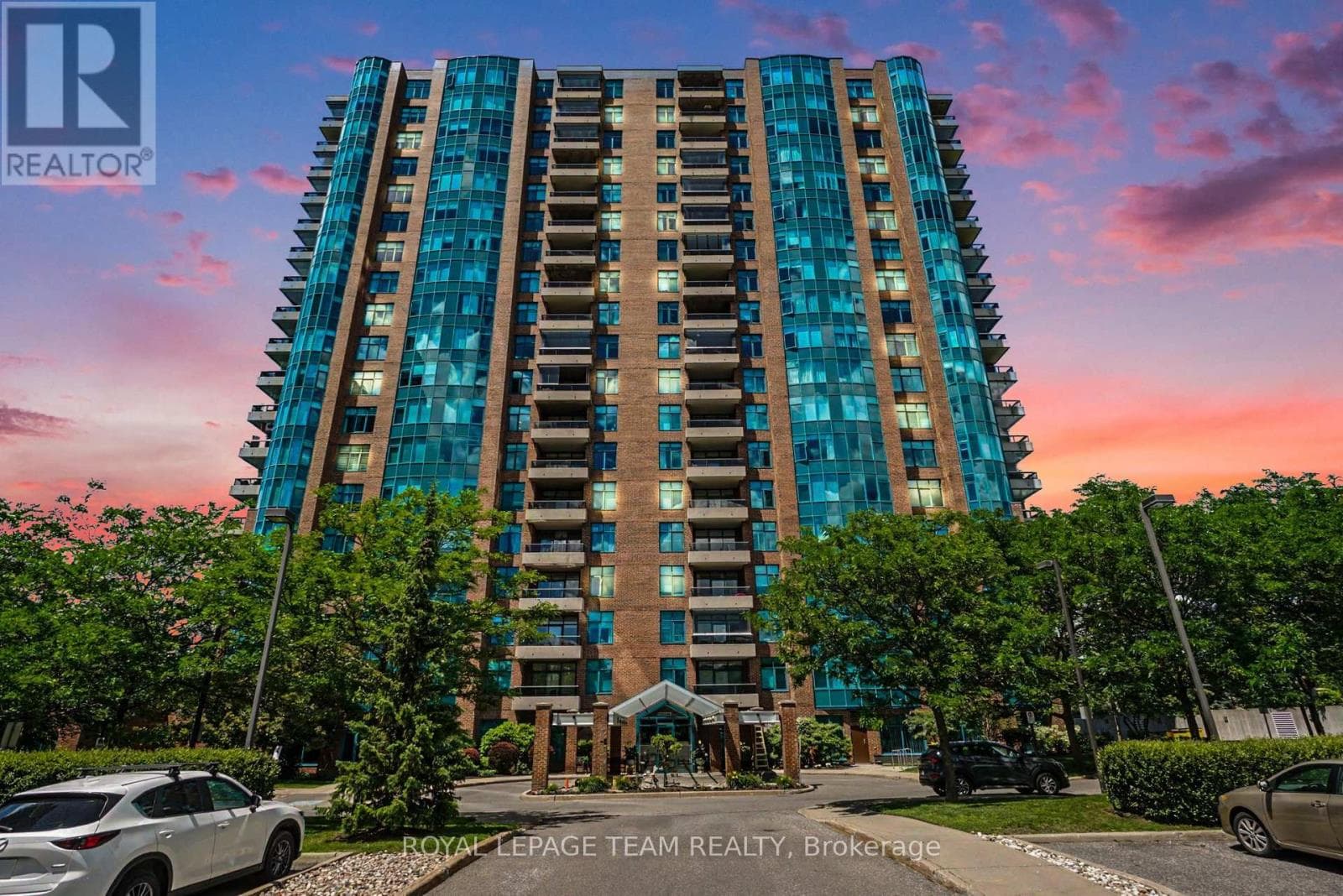 1506 - 3580 RIVERGATE WAY in OLD HUNT CLUB