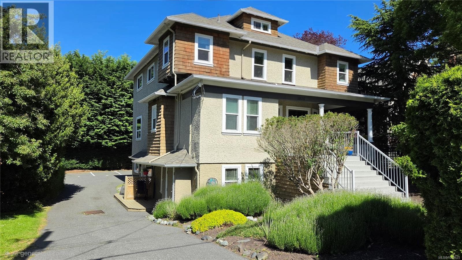 1025 CARBERRY GARDENS in Rockland